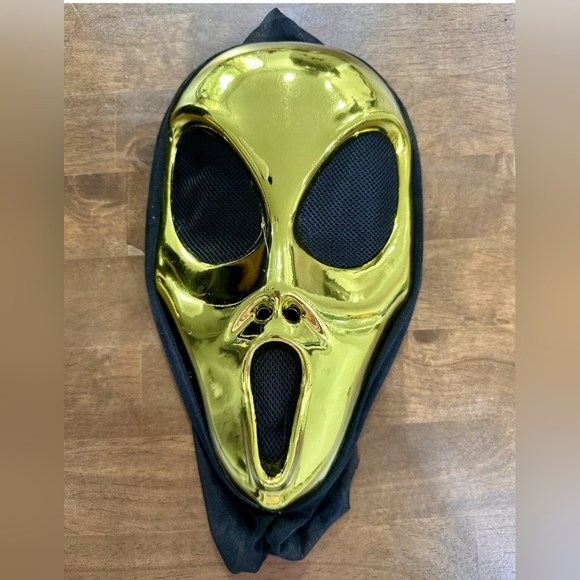 NEW ADULT METALLIC SCARY SCREAM HALLOWEEN COSTUME MASK - Picture 1 of 2